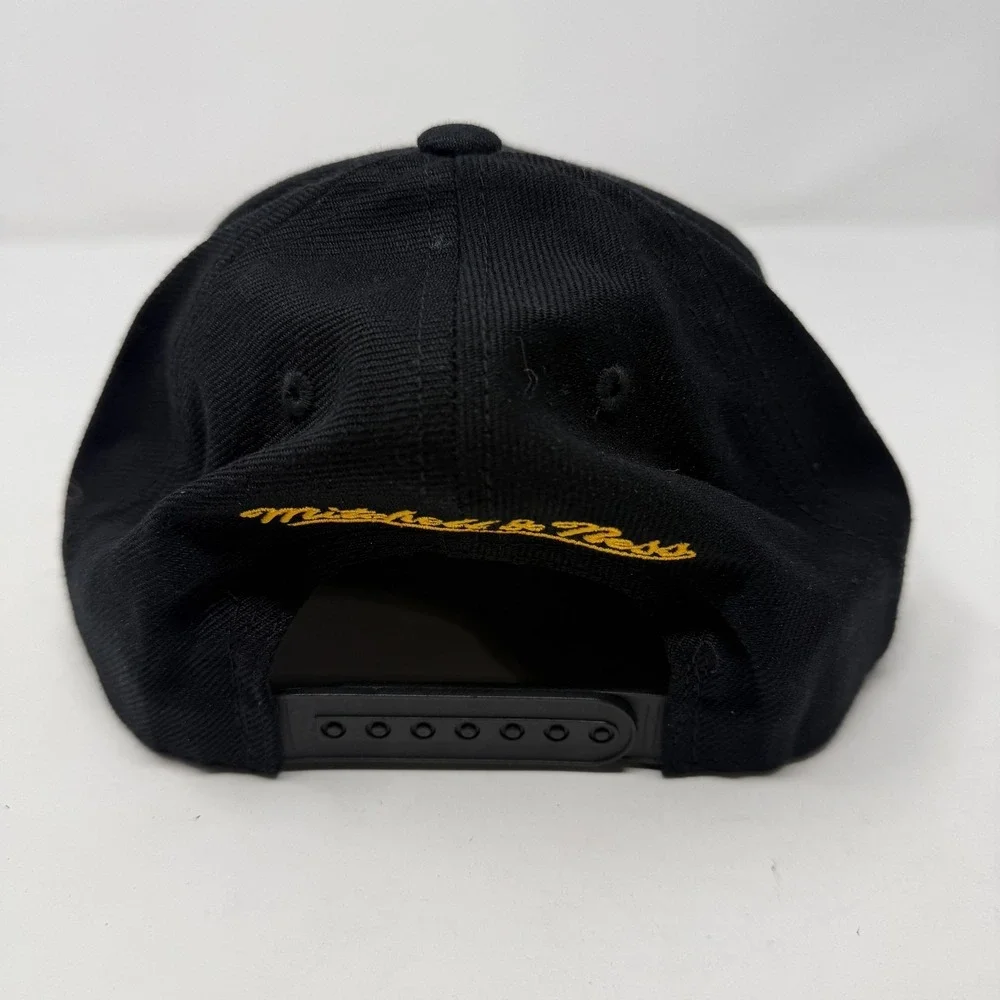 Golden State Warriors Hat Cap Snap Back Mens One Size Black NBA Mitchell & Ness